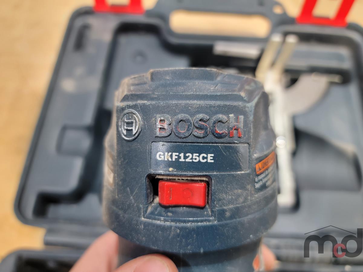 Bosch GKF125CE Colt Palm Router